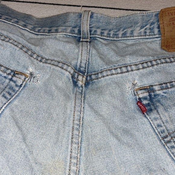 Vintage Levi’s 550 Thrashed Denim Jeans Size 40x32 - Picture 6 of 16